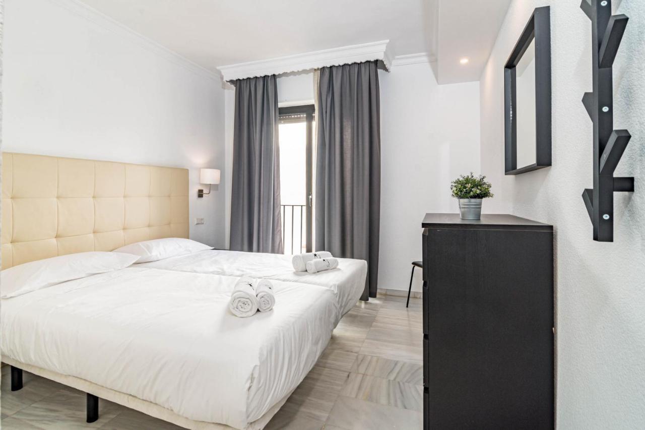 Harbor Getaway In The Heart Of Puerto Banus With Walking Dictance To Everything Appartamento Marbella