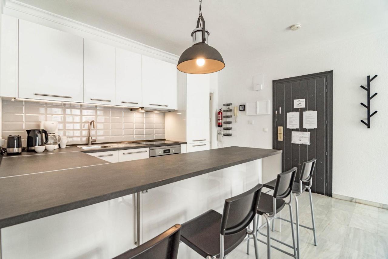 Harbor Getaway In The Heart Of Puerto Banus With Walking Dictance To Everything Appartement
